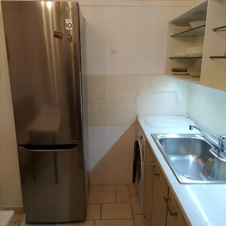 Διαμέρισμα Seafront Apartment - Sleeps 13 - Parking - Balcony Θεσσαλονίκη