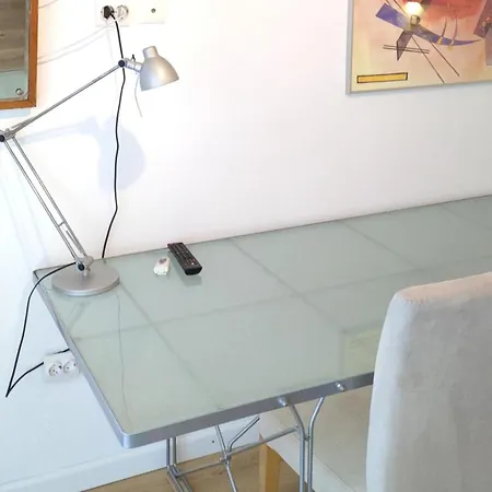 Διαμέρισμα Seafront Apartment - Sleeps 13 - Parking - Balcony Θεσσαλονίκη