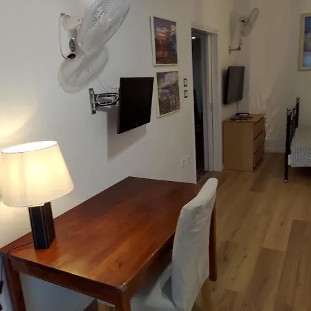 Pemptos-3bedroom-2bathroom-balcony-seaview *