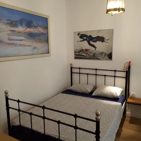 Pemptos-3bedroom-2bathroom-balcony-seaview
